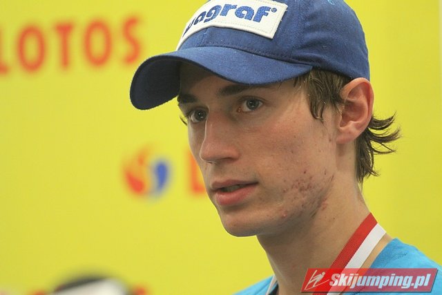 001 Kamil Stoch